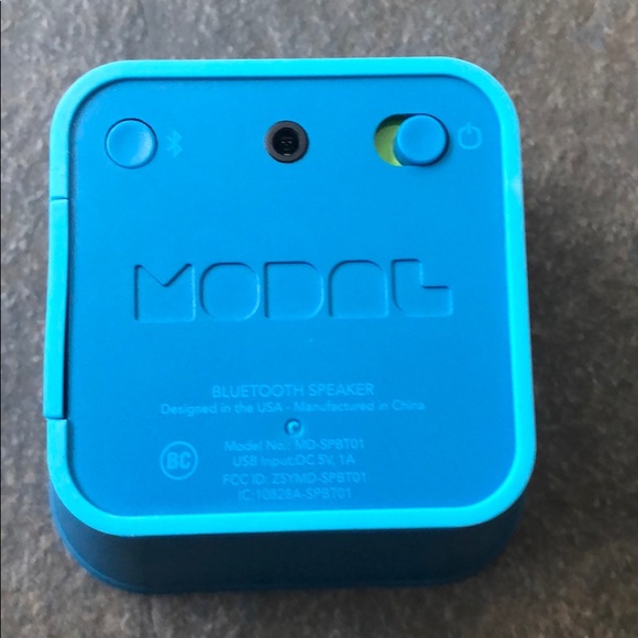 Bluetooth speaker - Picture 3 of 5